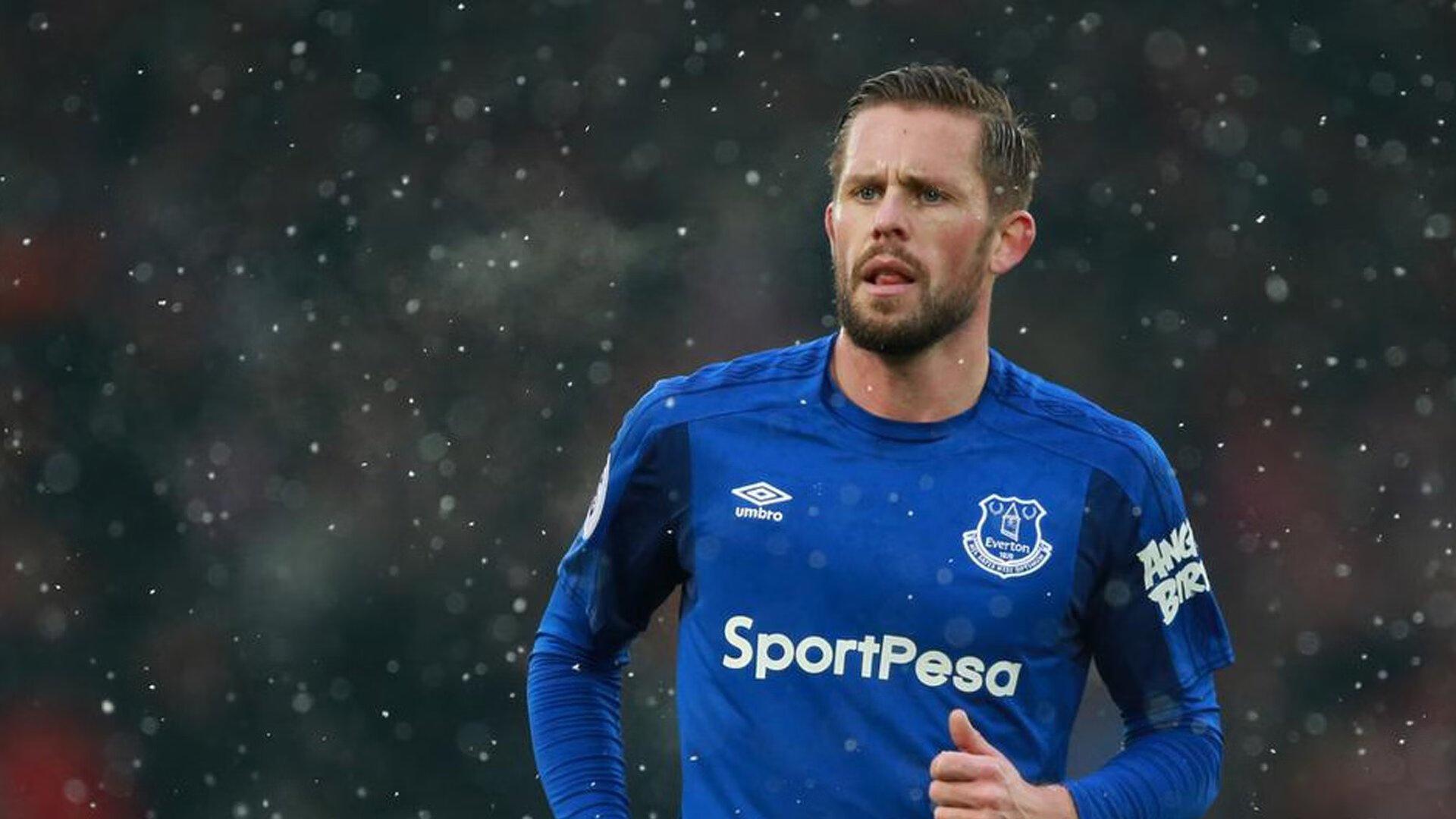 纽卡斯尔再遭打击!塞斯科选择曼联,英超转会市场风云再起