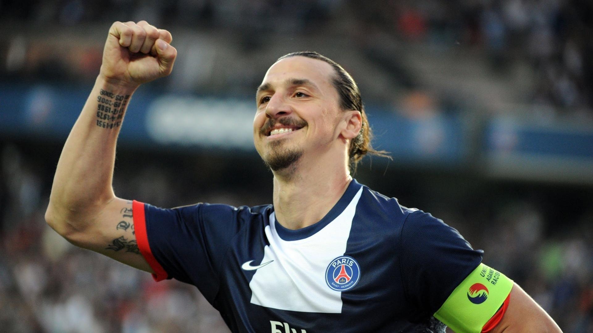 法甲焦点战，马尔基尼奥斯梅开二度 梅西三度妙传导演巴黎客场逆转